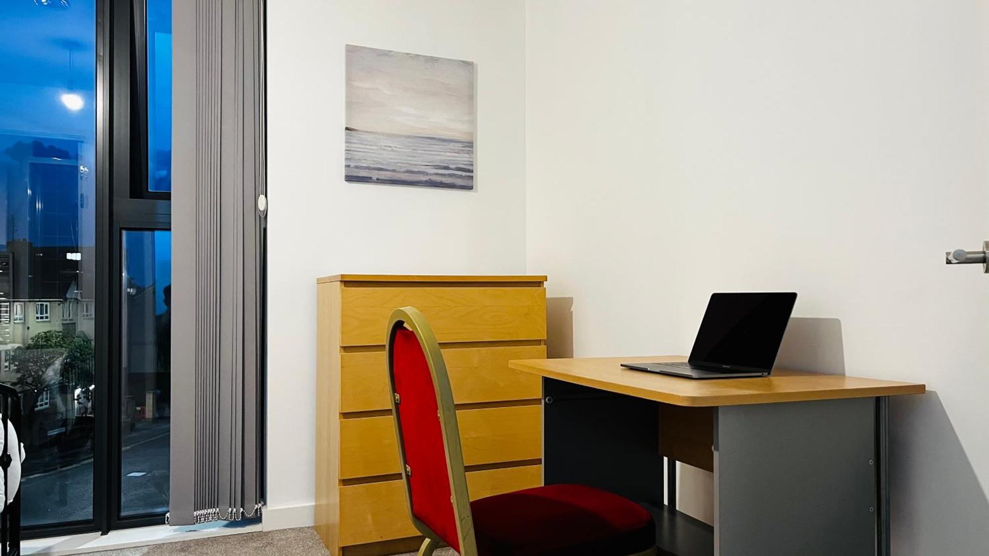 Last-Minute Specials L Book It Now L Sleeps Up To 4 L 2 Bed 2 Bath - Gym - Prime Birmingham Location L Jvt Short Lets 외부 사진