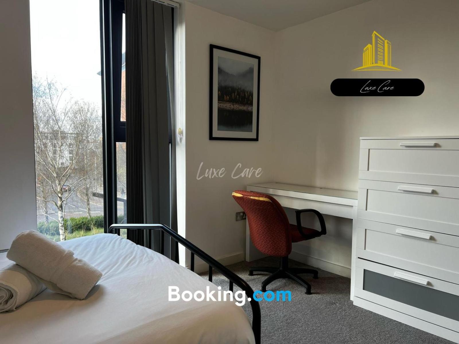 Last-Minute Specials L Book It Now L Sleeps Up To 4 L 2 Bed 2 Bath - Gym - Prime Birmingham Location L Jvt Short Lets 외부 사진